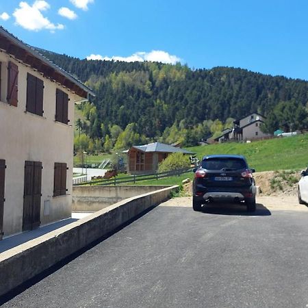 Logement Cosy Au Pied Des Pistes Saint-Pierre-dels-Forcats Ngoại thất bức ảnh